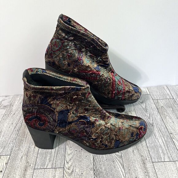 Toni Pons Finley Crushed Velvet Paisley Ankle Boots Shoes Women's 6.5 Booties - Picture 1 of 17